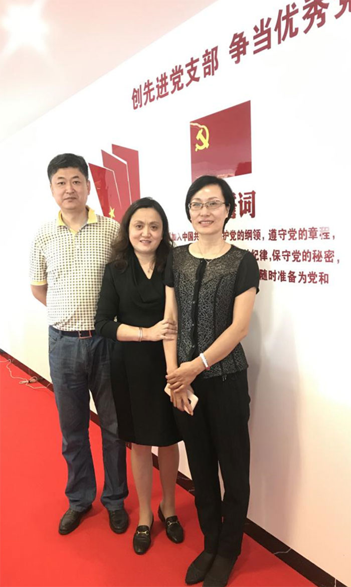 中威正信領(lǐng)導(dǎo)到云南分公司指導(dǎo)工作