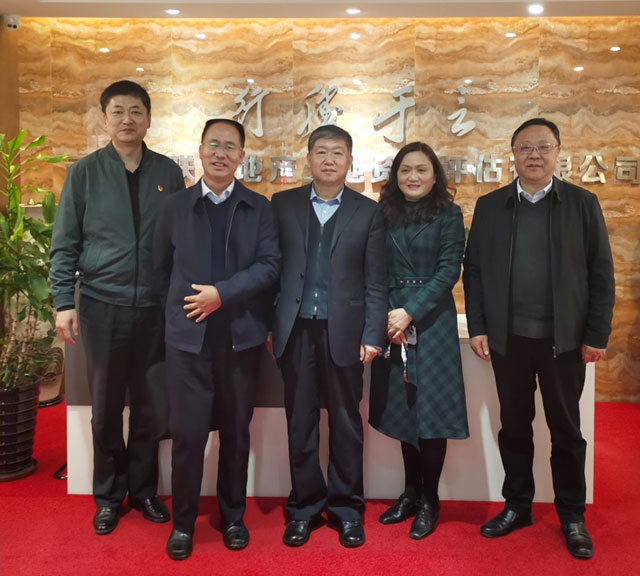 中評協、省評協領導到云南中聯公司調研紀實 中評協、省評協領導到云南中聯公司調研紀實